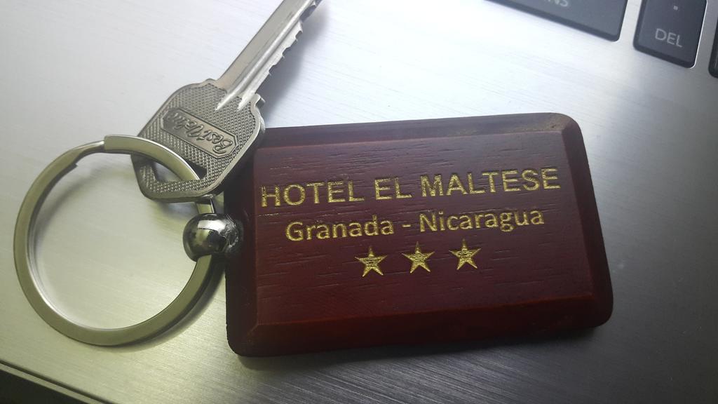 Hotel El Maltese Granada Bagian luar foto